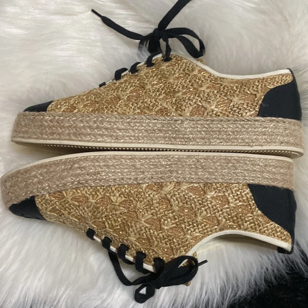 Chanel shoes - Picture 13 of 13